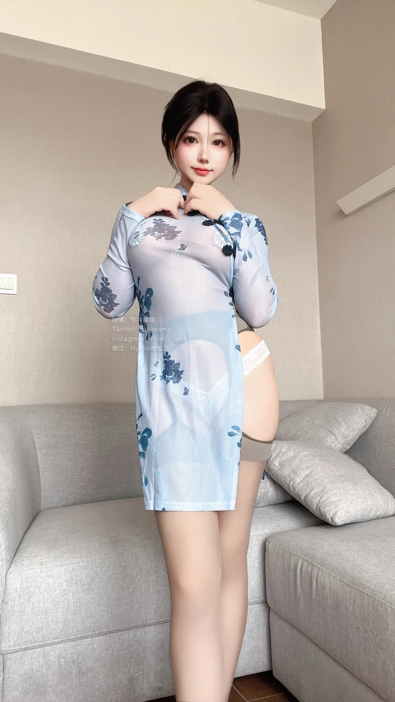 Nyako喵子 - 自撮り31 灰丝旗袍 [55P,1V-649MB] tg@simisebaisi 【丝足阁】002.webp